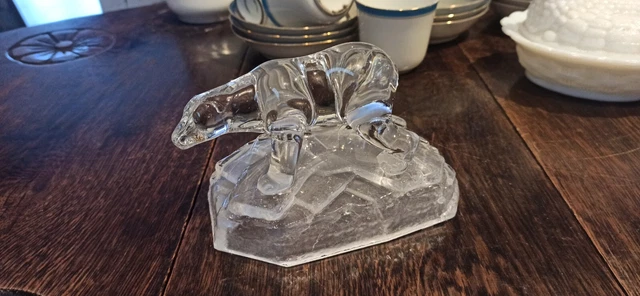 Figurine ours en cristal. Taille : 7cm Figurine ours en cristal. Taille : 7cm