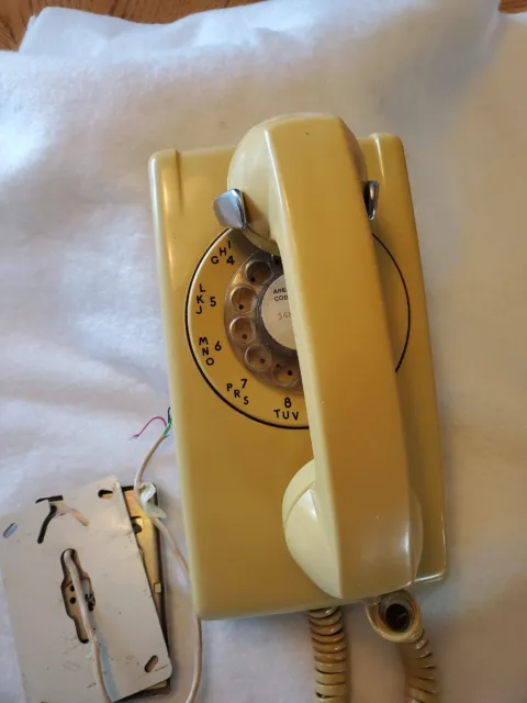 Vintage ITT Yellow Rotary Dial Phone Wall Telephone UN-Tested Parts 78 NE 228A
