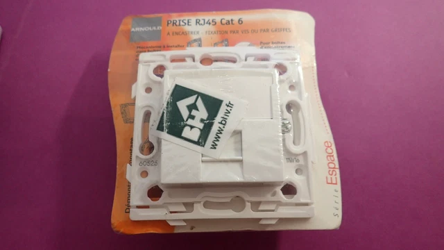 Prise RJ45 Arnould Espace Lumière 60527 – Catégorie 5e, Blindée FTP, Neuve