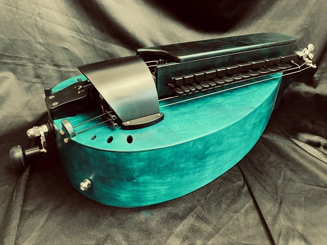 Hurdy-Gurdy Model Hog / Emerald Green / 24 keys / Ukrainian Lira 10