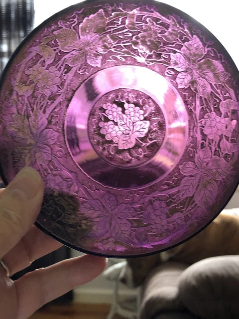 Haida Amethyst Glass Powder Or Trinket Bowl With Gilt Raised Design On Lid Rare