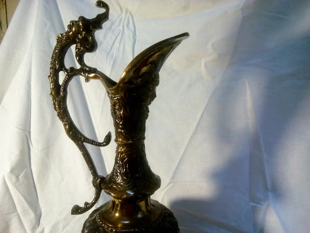 jarron bronce siglo XlX modernista