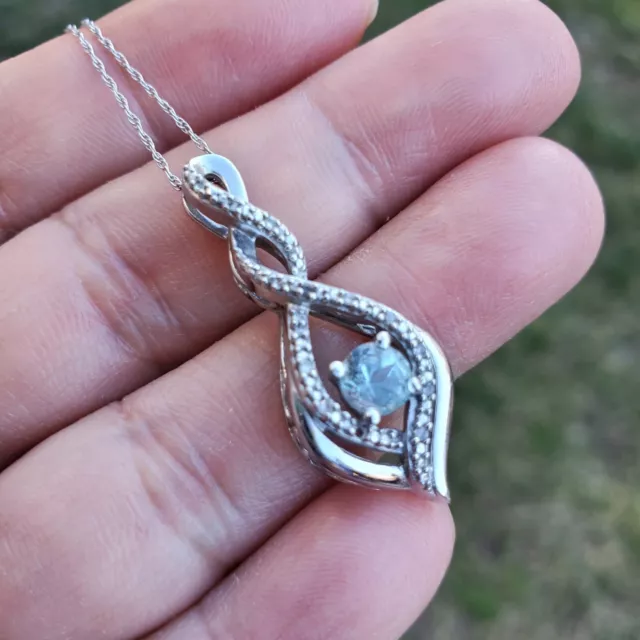 10K Zales Solid White Gold Aquamarine &Diamonds Twist Swirl Pendant Necklace 18"