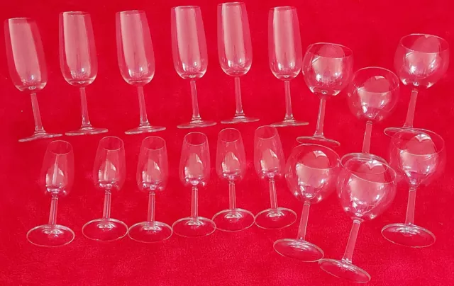 Top Tip! 18tlg Glas-Set Each 6x Wine Glass 15 Champagne 18,5 Liqueur 15,5