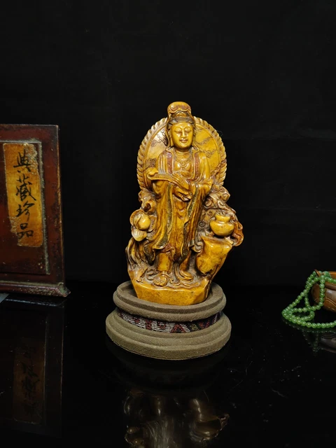 Chinese Exquisite Handmade Guanyin Carving Shoushan Stone Statue