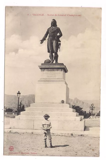 valence  , statue  du général championnet