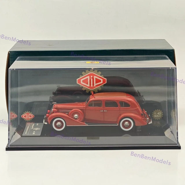 UAZ 3163 Patriot Noire - Miniature DIP Models 1/43 - Modèle Rare