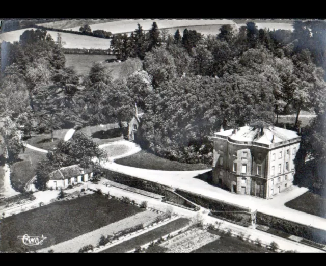 SAINT-PEREUSE (58) CHATEAU de SAULIERES en vue aérienne en 1960