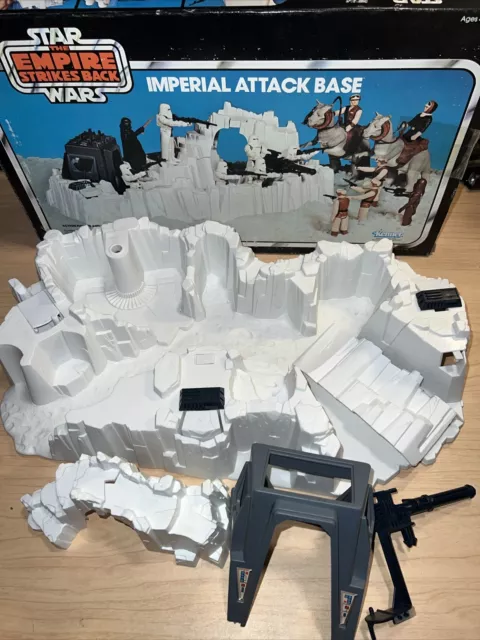Star Wars Empire Strikes Back IMPERIAL ATTACK BASE PLAYSET