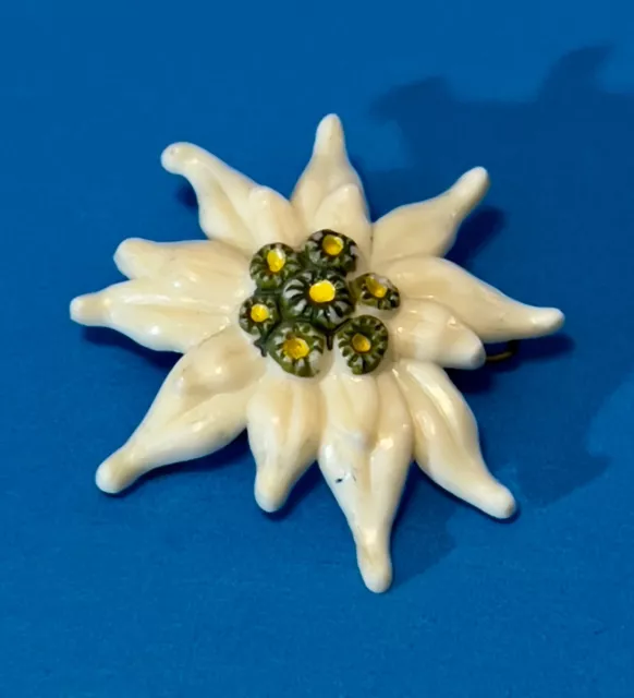 Vintage Austria German Bavaria Oktoberfest Edelweiss Plastic Hat/Lapel Small Pin