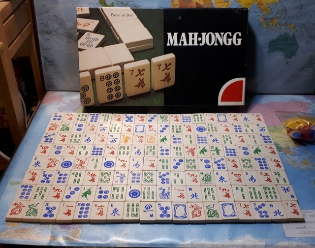 Pièces de jeu de mahjong en bakélite vintage - France Pièces de jeu de mahjong en bakélite vintage - France