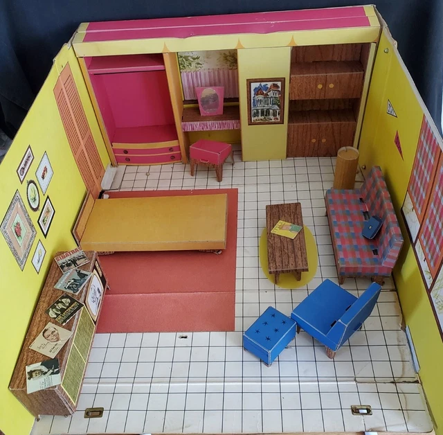 VINTAGE 1962 MATTEL Barbie Teenage Fashion Model Dream House Cardboard