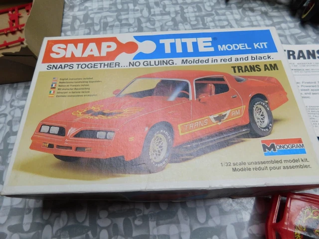 VINTAGE MONOGRAM SNAP-TITE Trans Am 1/32 Scale Model Kit
