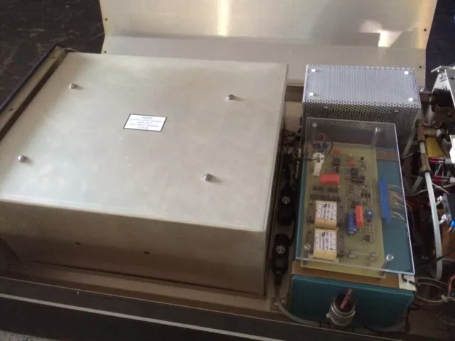 PTI Photon Technology International GL-3300 Nitrogen Laser with GL-302 Dye Laser 3