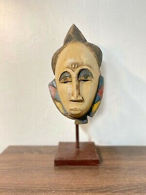 African art handcrafted from one piece of wood Face Mask (Gu) 1 399