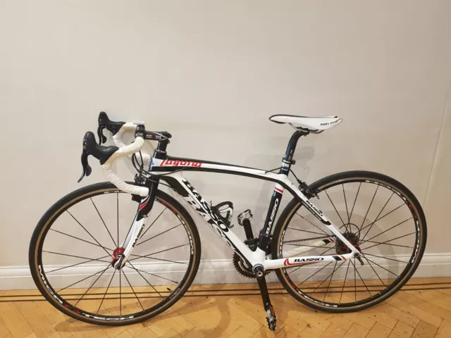 Basso laguna 2025 carbon