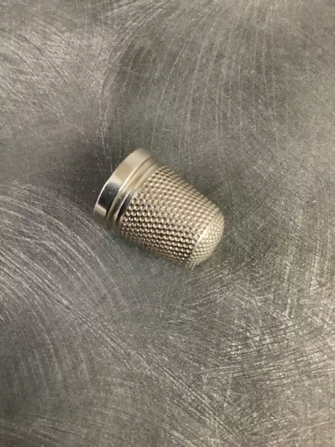 Superb Solid Silver Edwardian English Hallmarked Thimble Henry Griffith 1910