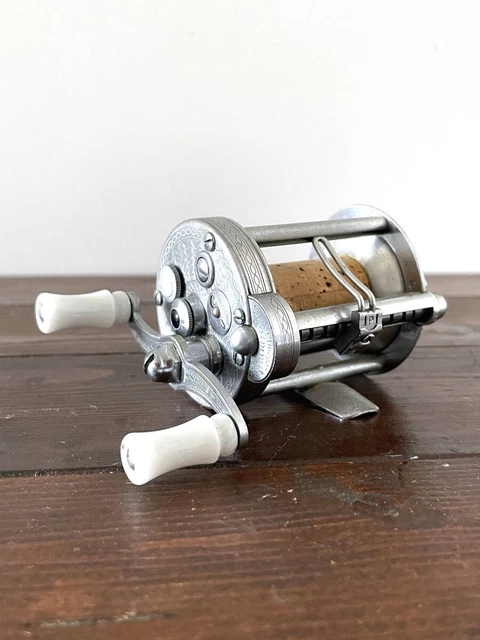 PFLUEGER SUMMIT 1995　フリースプール PFLUEGER,SUPREME,611B,フルーガー,シュープリーム,ナロースプール