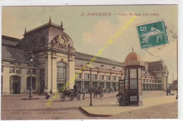 CPA 33000 BORDEAUX Gare de Saint Jean Caleches chevaux Edit AUX DAMES DE FRANCE