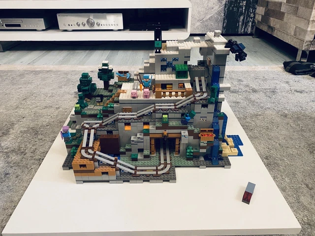 Ensemble De Construction Minecraft The Mountain Cave MOC C21137 - 2688 Pièces, 6 Figurines, âge 12+ - Neuf Sans Boîte
