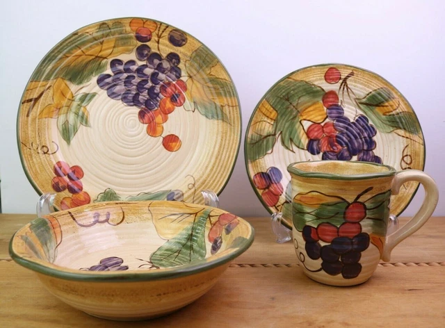 Certified International TUSCANY Gladding Grapes 4 Piece Place Setting Plate Bowl Certified International TUSCANY Gladding Grapes 4 Piece Place Setting Plate Bowl