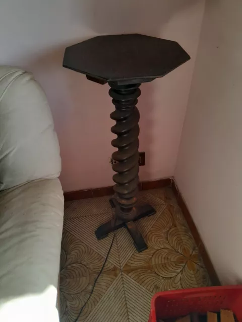 colonna portavaso antico in legno. h= 100cm.