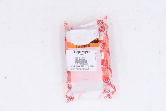 Triumph Front Calliper Pad Set PAD SET Part Number - T2025290
