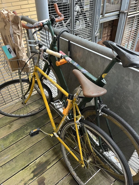 Hackney road top cycles