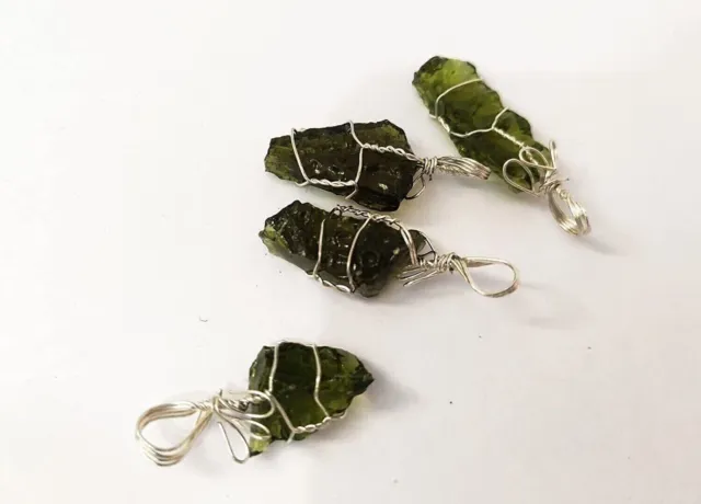 Collier de météorite moldavite tchèque verte naturelle, pendentif de... 3