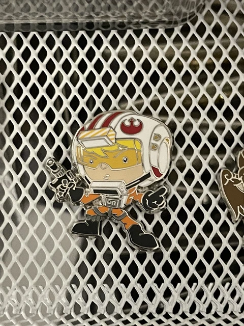 Disney Cute Star Wars Luke Skywalker Pilot Mystery Pin 108423