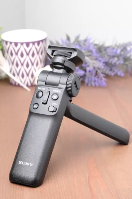 Sony - Shooting Grip with Wireless Remote Commander - Black