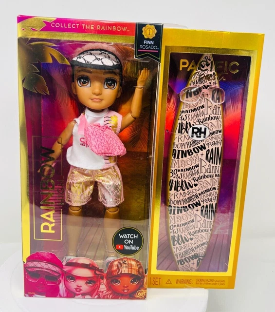 Rainbow High Junior High - RIVER KENDAL - 23cm Rainbow Fashionpop met outfit en accessoires - Inclusief stoffen rugzak met open en gesloten functie - Cadeau en verzamelbaar voor kids vanaf 6