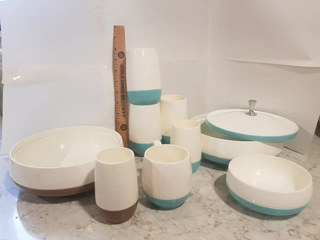 Mid Century Bopp Decker Plastic insulated cups,bowl,casserole with one cover Mid Century Bopp Decker Plastic insulated cups,bowl,casserole with one cover