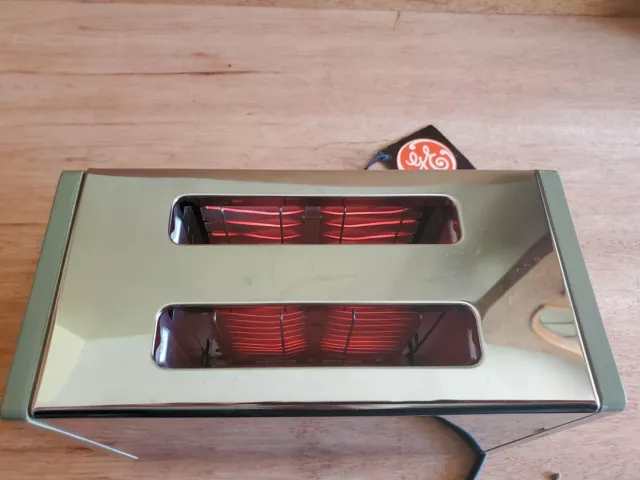Vintage General Electric 2 Slice Toaster T-86AV Avocado Original Hang Tag Tested Vintage General Electric 2 Slice Toaster T-86AV Avocado Original Hang Tag Tested
