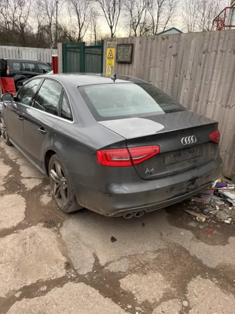 BREAKING 2012+ Audi A4 2.0tdi S-line Saloon In Grey  LZ7S B8.5