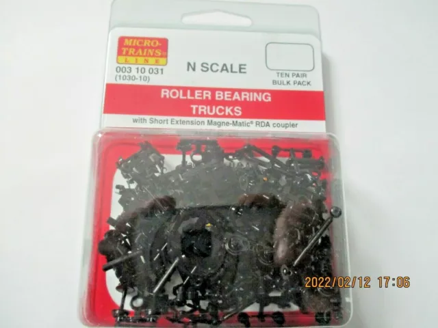 Micro-Trains Stock #00310031 (1030-10) Roller Bearing Trucks Short Ext Coupler N