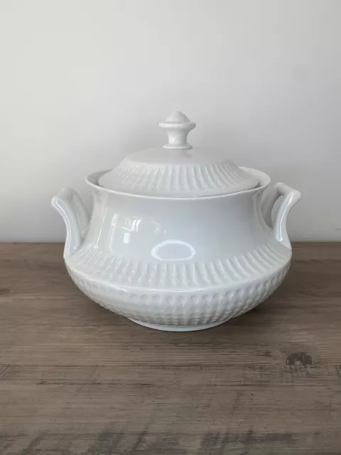 🍲 Magnifique Soupière blanche en faience