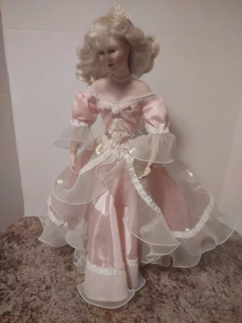 Cinderella Doll 18" Patricia Rose Paradise Galleries Porcelain Doll Preowned