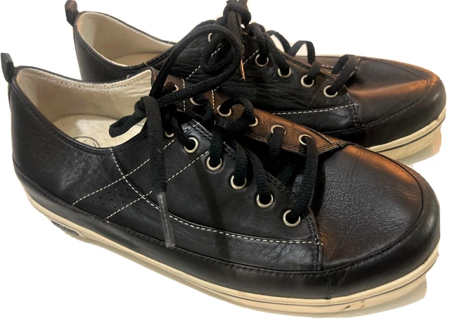 Fit-Flop women's micro wobbleboard black tie comfort shoes size US 8