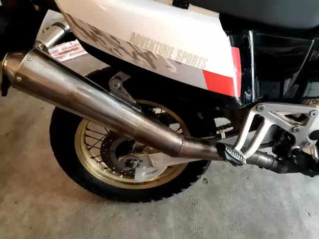 Scarico atigianale Africa Twin , Handcrafted steel exhaust for Africa Twin rd04