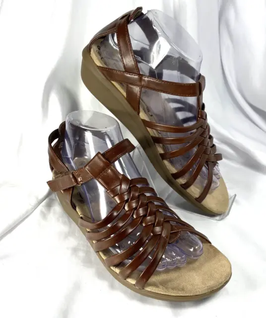 Bare Traps Fannabelle Sandals Womens Size 8.5 W Brown Faux Leather Strappy Weave