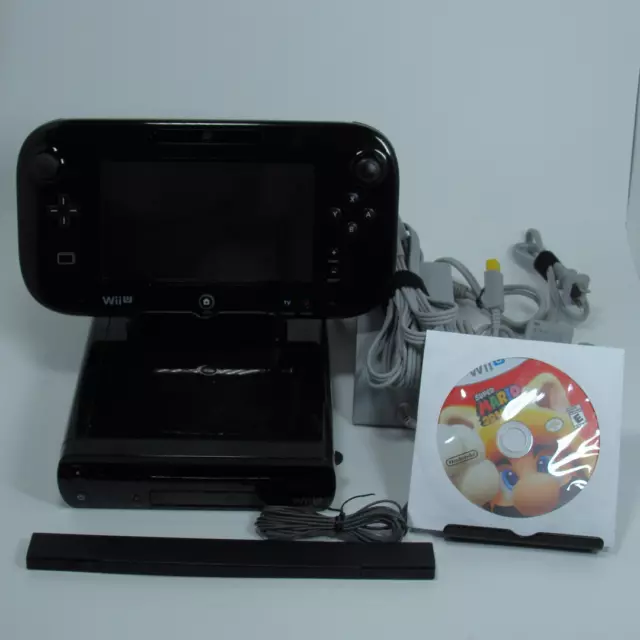 Nintendo Wii U 32GB Deluxe Bundle color negro