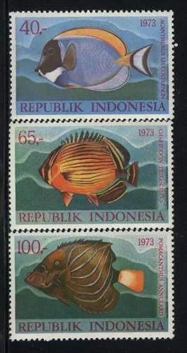 Indonesia  MNH Sc 859-61 Value $ 21.75  US $$