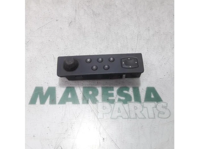 P3296557 Navigationssystem RENAULT Espace IV (K) 8200023452