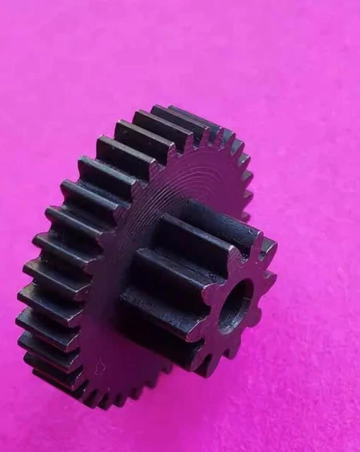 Metal Hobbing Duplex Wheel 10 Teeth 1 Die + 33 Teeth 0.7 Die Bore Length 4mm