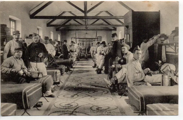 CHALONS SUR MARNE - Marne - CPA 51 - Vie Militaire Au camp - une chambrée
