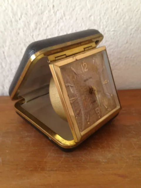 Ancienne pendulette horloge réveil DE  VOYAGE vintage europa  8 maiB
