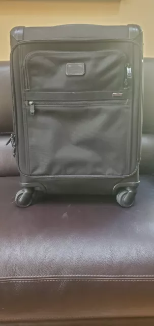 Tumi Alpha 2. 21" Continental Spinner Carry-On Suitcase Expandable 22561D2 $750