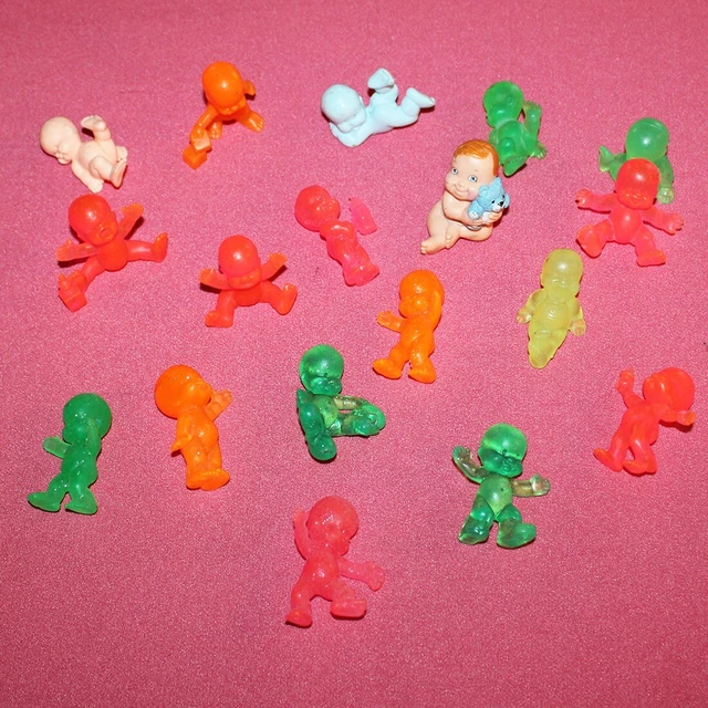 Lot De 9 Figurines Magic Babies / Baby – Dont 5 Avec Leurs Vêtements