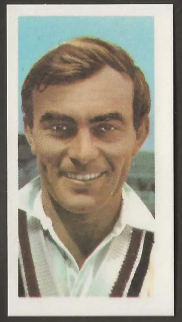 Barratt-Famous Sportsmen 1971-#09- Cricket - Edrich